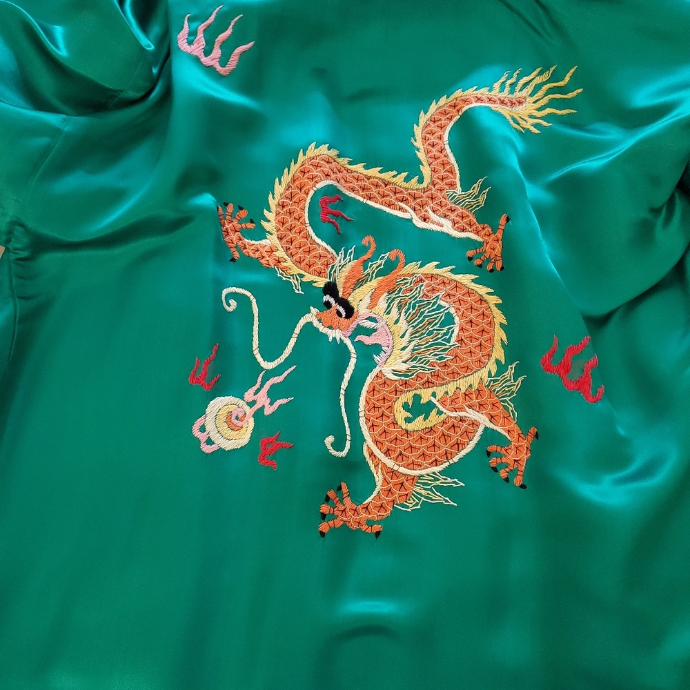 Green  silk kimono  robe